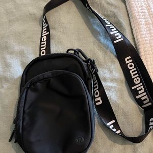 Lulu belt bag